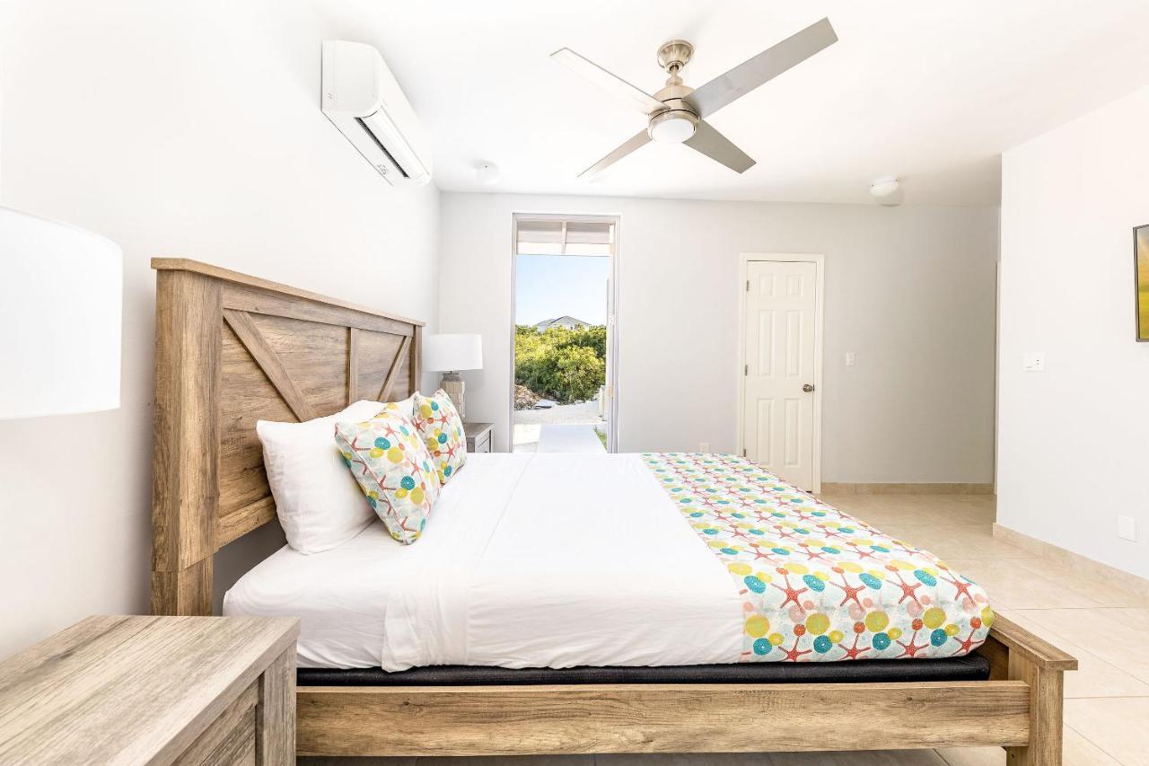 New Tropical Waterfront Cooper Jack Bay Villas Five Cays Settlement Esterno foto